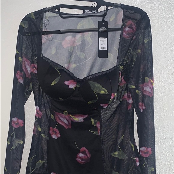 Fashion Nova Pink and Purple Fitted Bustier Bodysuit - Picture 9 of 14